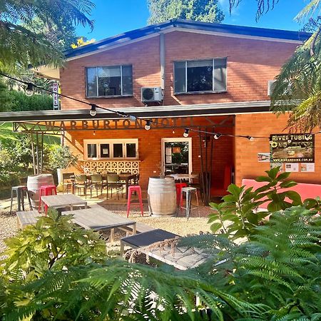 The Warby, Where Mid-Century Style Meets The Mountains Warburton Luaran gambar